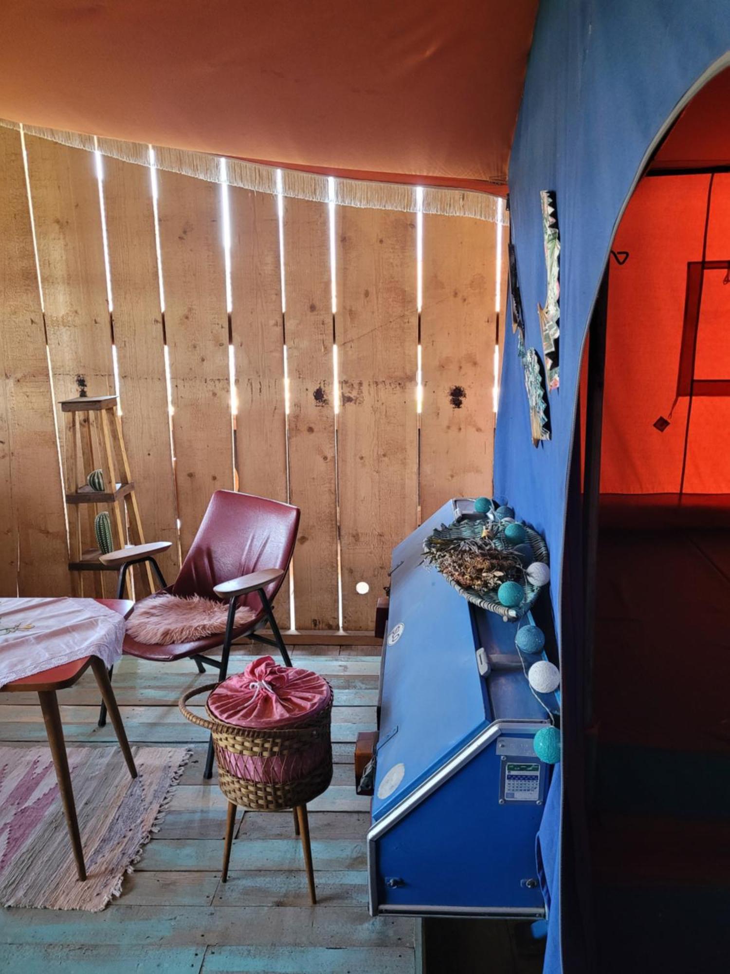 Nomads Glamp Hostel Bled Bagian luar foto